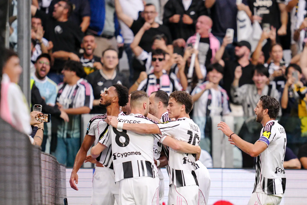 中场球员的 中场球员的